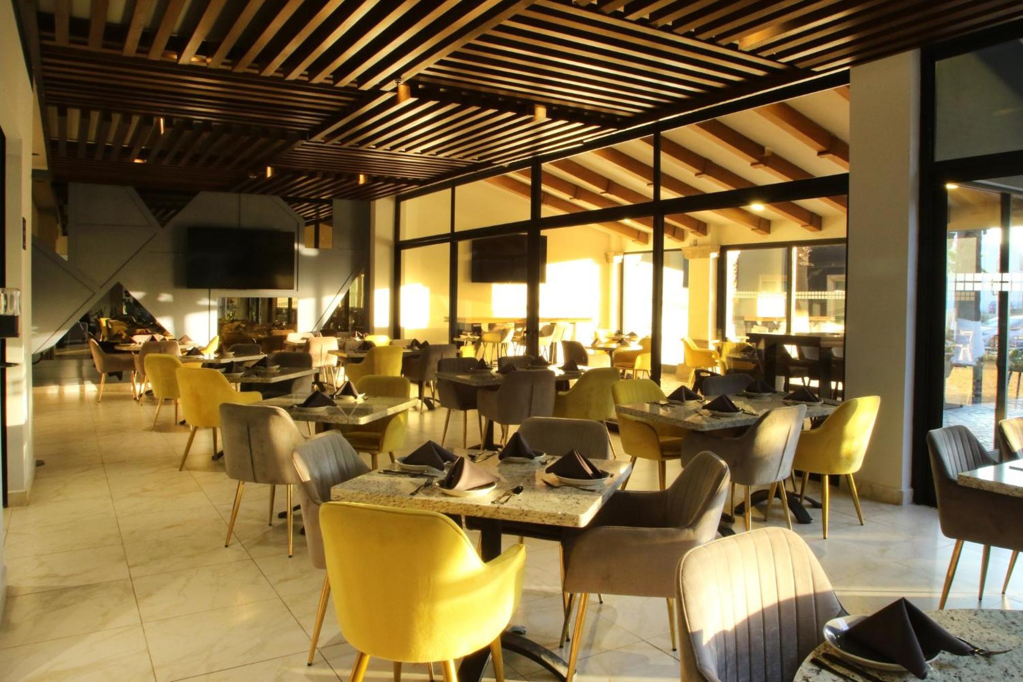Voco Saltillo Suites By Ihg Exteriér fotografie