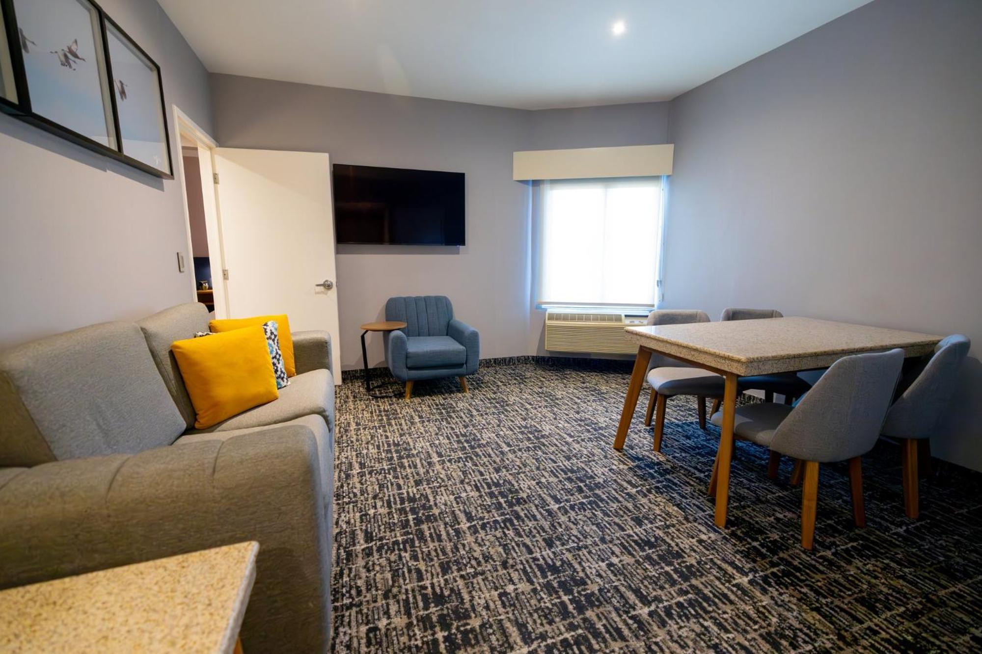 Voco Saltillo Suites By Ihg Exteriér fotografie